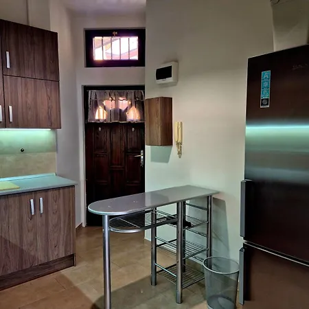 7r Apartment